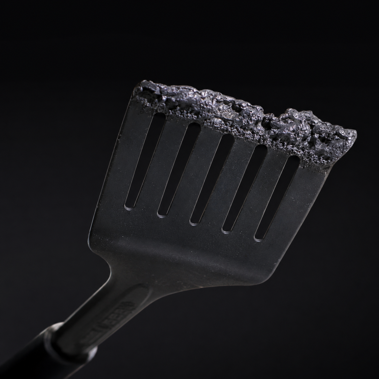 Ustensile plastique déformé par la chaleur